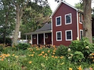 361 Forest Ln, Smithtown, NY 11787
