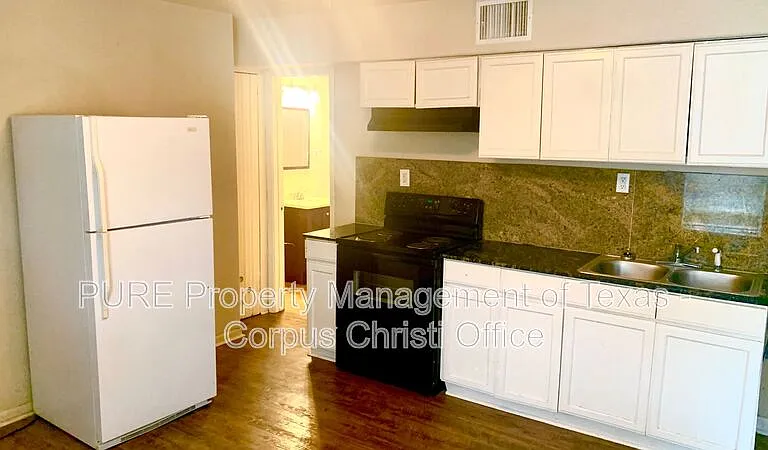 901 Furman Ave #B — Photo 15