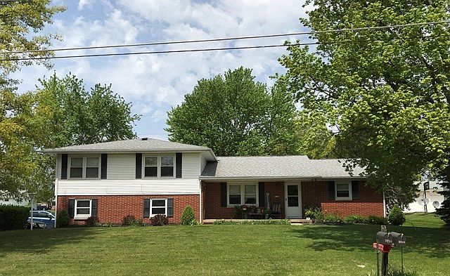 1st image of 1140 Columbus Cir N