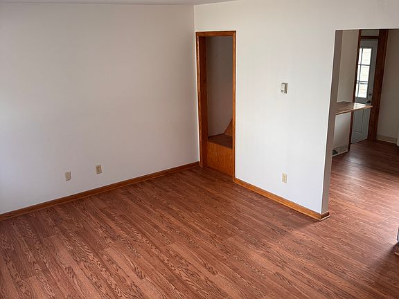 3rd image of 1196 Knox Ave Unit A