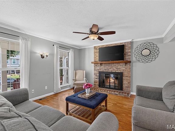 3rd image of 1557 Greenfield Crossing Ct