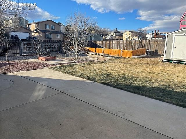 2nd image of 2165 Allyn Way