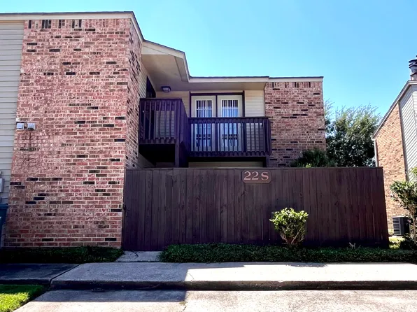 1212 N Major Dr APT 22S, Beaumont, TX 77706