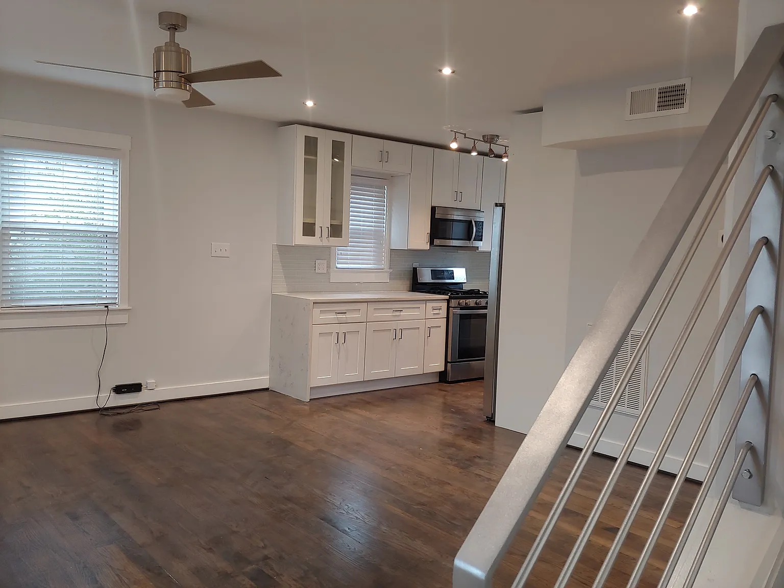 2510 Jamaica Dr — Photo 4