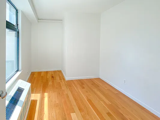 Rented by MySpaceNYC | media 63