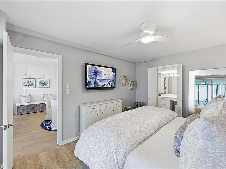 5501 Heron Point Dr #602 — Photo 17