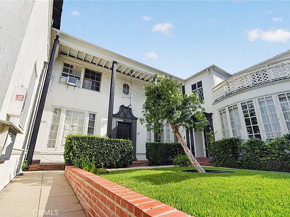 3rd image of 1274 S Beverly Glen Blvd