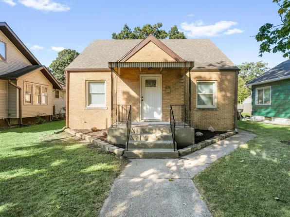 1313 College St, South Bend, IN 46628