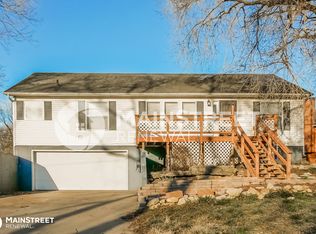 1709 Lexington Rd, Pleasant Hill, MO 64080