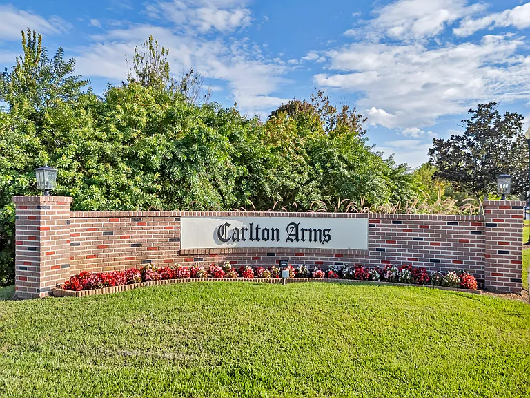 Carlton Arms of Winter Haven — Photo 10