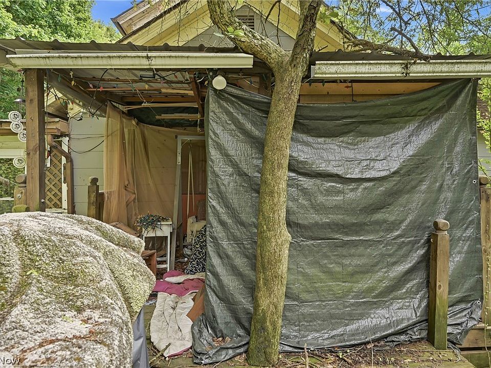 22nd image of 341 Canton St