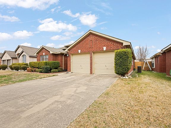 3rd image of 6716 Stockton Dr