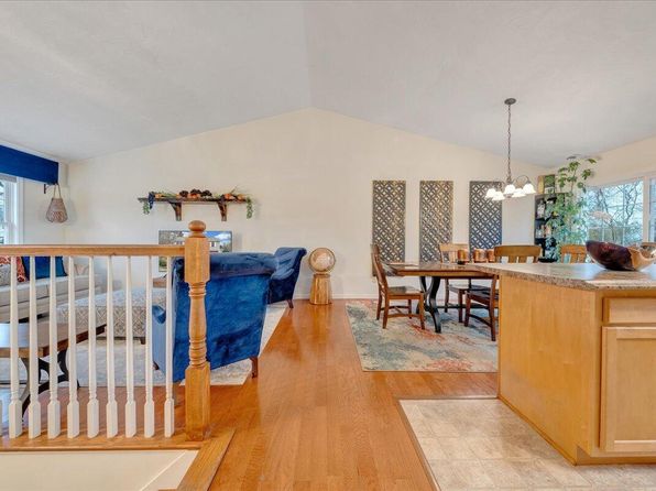 2024 Rice Ave, Salem, VA 24153