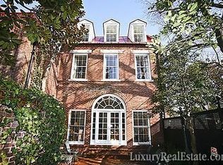 3216 Volta Pl NW, Washington, DC 20007