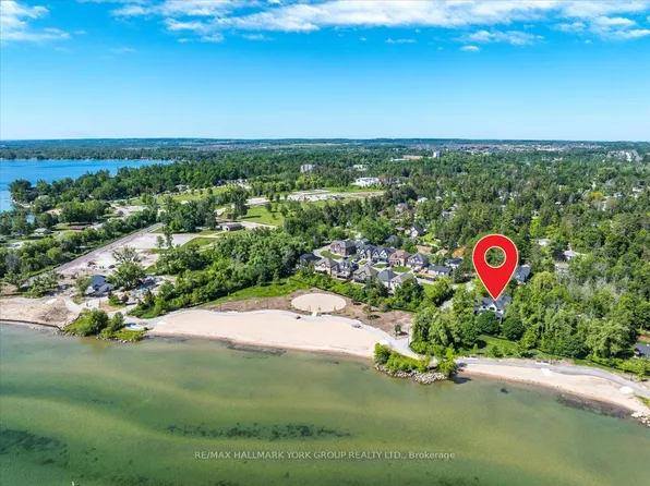 668 Florence Rd, Innisfil, ON L9S 2E3