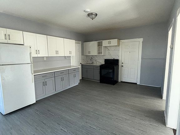 5th image of 256 Lexington Ave #5
