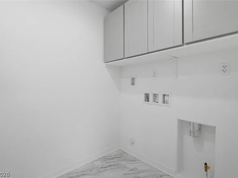 8025 Texas Hills St — Photo 30