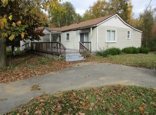 6240 Seeger Rd, Cass City, MI 48726