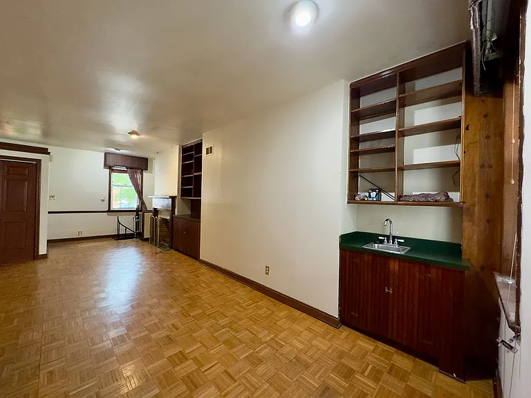 331 S Ann St — Photo 6