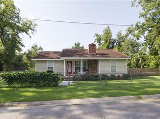 113 Hopkins St, Waycross, GA 31501