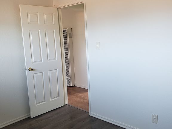 3rd image of 1749 Broadway Ave APT 6