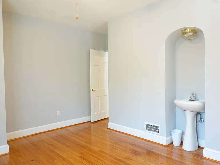 800 Maplewood Ave — Photo 60