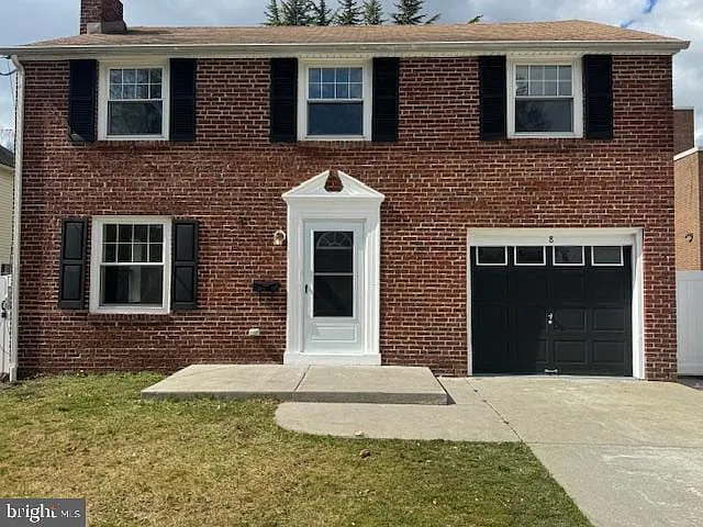 3 bed, 1.5 bath, 1464 sqft, $3,100 — Photo 2