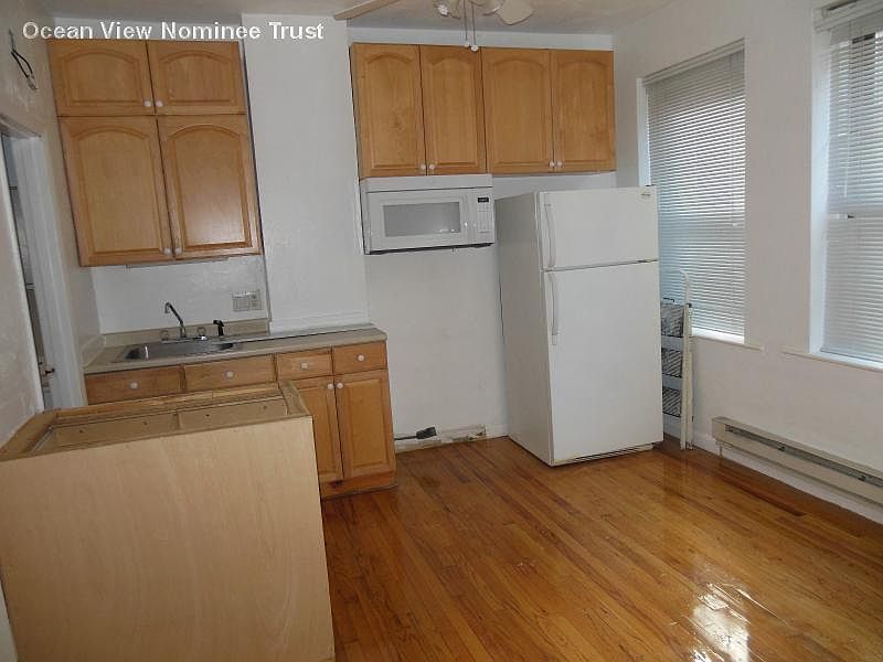 2nd image of 9 Charter St #F3
