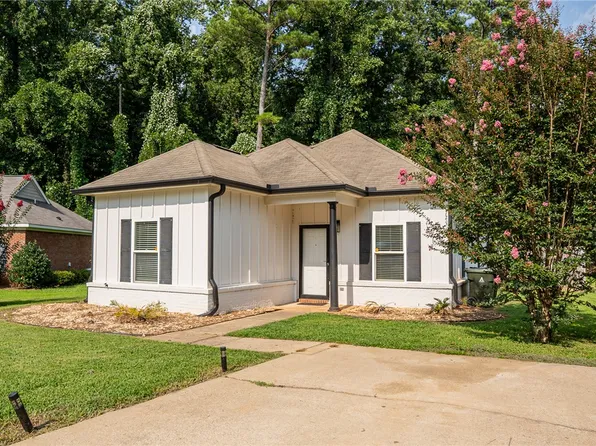 724 Ellis St, Auburn, AL 36832