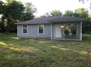 207 Kerens St, Nevada, TX 75173