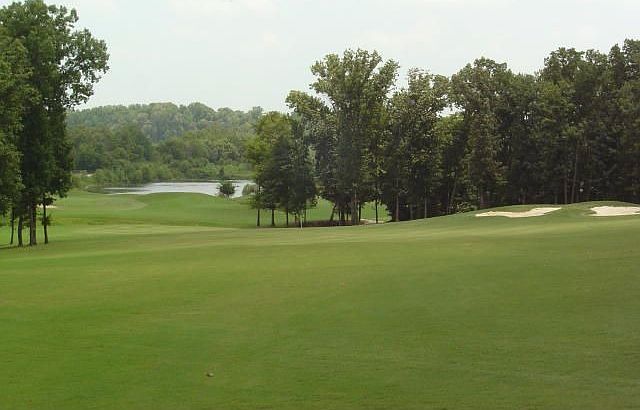 18 Holes Championship Golf