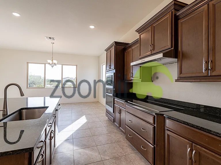 19407 W Seldon Ln — Photo 13