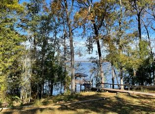 249 Lakeshore Dr, Bainbridge, GA 39819
