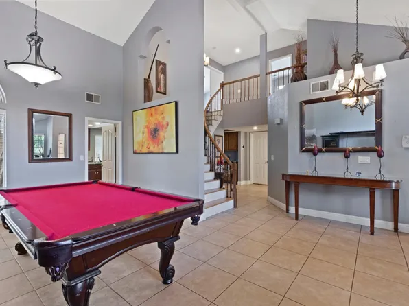 1745 Parkside Dr, Tracy, CA 95376