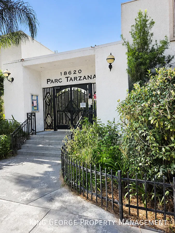 18620 Hatteras Street #271, Tarzana, CA 91356 — Photo 2
