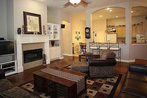 4th image of 1713 Waterside Dr