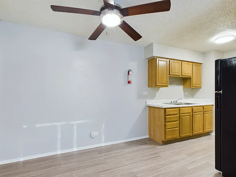 Northwood Apartments — Photo 11