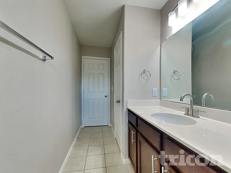 5343 Marsh Ln — Photo 14