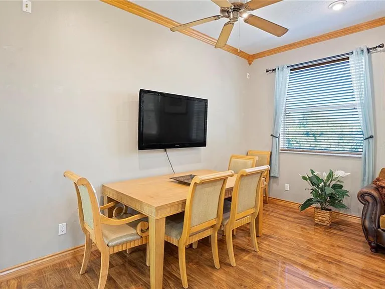6131 Central Ave — Photo 16
