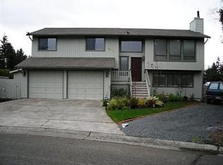 10522 237th Pl SW, Edmonds, WA 98020