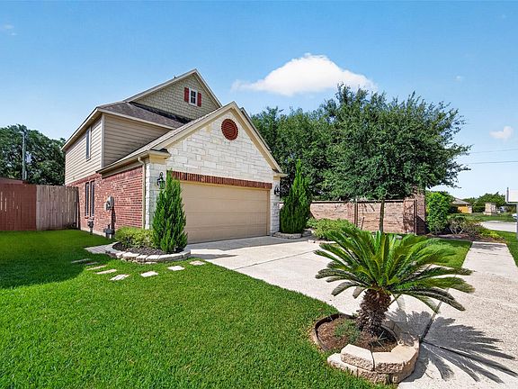 2nd image of 5102 Espuela Ln