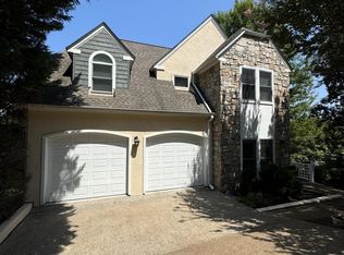 2107 Cottage Row Ln, Knoxville, TN 37922