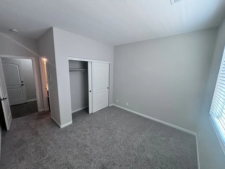 3117 Greenfriar Ave — Photo 8