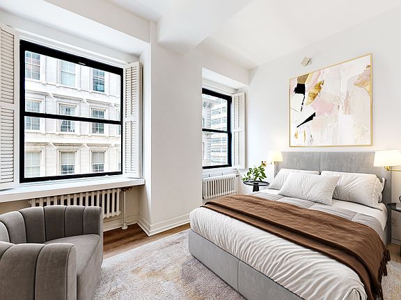 5th image of 90 Franklin St APT 5S