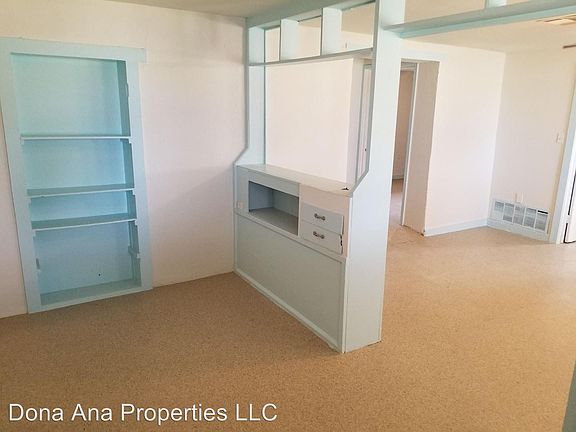 4th image of 650 N Virginia St APT 1