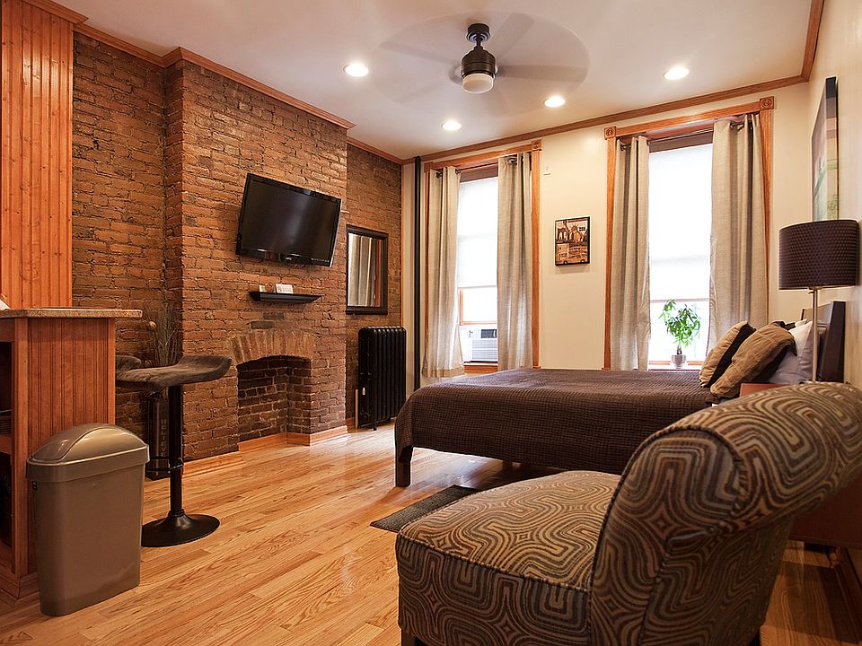 1st image of 1876 3rd Ave #1