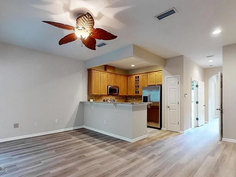 5881 Moonstone Ct — Photo 25