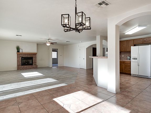 5th image of 2356 Candlewood Dr
