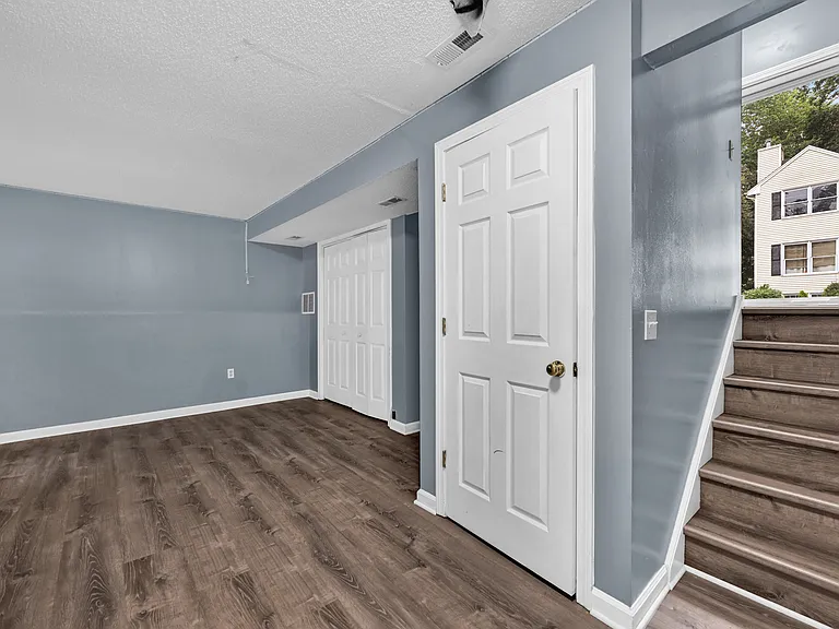 17 Cinnamon Cir — Photo 16