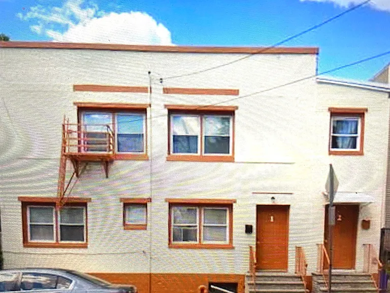 31-33 Tillinghast St #6 — Photo 18
